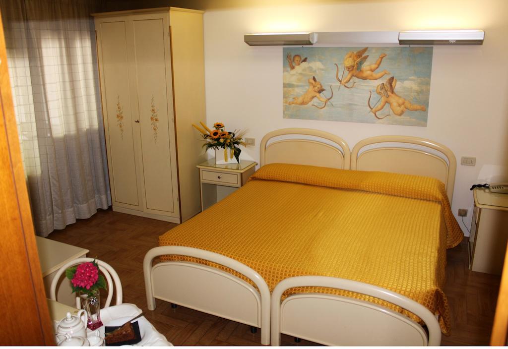 Albergo Ristorante Fratte Fregona Cameră foto